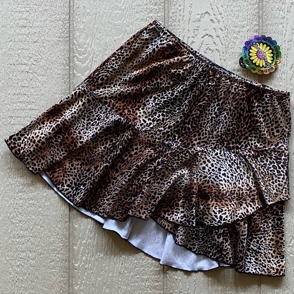 Great Escape Skater Skort - Picture 1 of 2